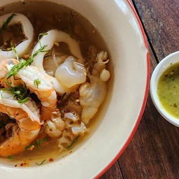 เกาเหลาต้มยำทะเล