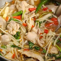แกงอ่อมไก่ หน่อไม้ดองอีสาน