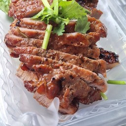 สันคอหมูย่างถ่าน(กับข้าว)