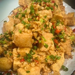 เต้าหู้พริกเกลือ