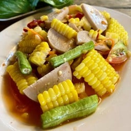 ส้มตำข้าวโพด หมูยอ