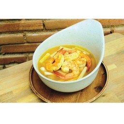 แกงเหลืองไหลบัวกุ้งสด