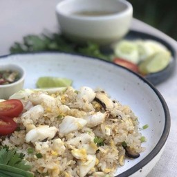 ข้าวผัดปูอึ๋ม