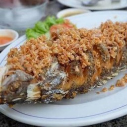 กะพงทอดกระเทียม