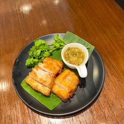 หมูสามชั้นทอดน้ำปลา (เดลิเวอรี่)