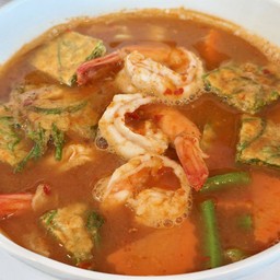 แกงส้มชะอมกุ้ง