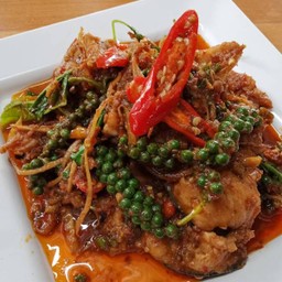 ผัดเผ็ดปลาคัง