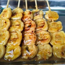 ร้านลูกชิ้นปิ้ง/กล้วยปิ้ง/มันปิ้งโบราณ