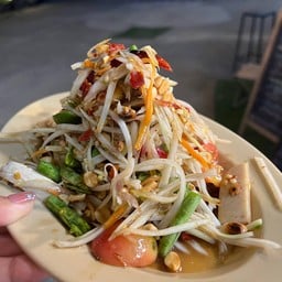 ตำโคราชไก่ยอ