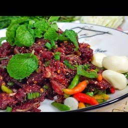 ลาบเนื้อ