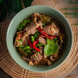 ต้มแซ่บเนื้อเปื่อย