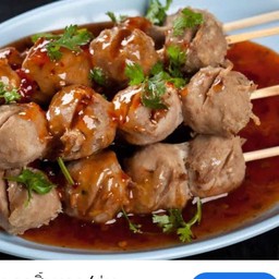 ลูกชิ้นเนื้อทอด