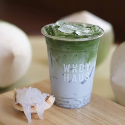 MATCHA ANCHAN MILK (ICED) with coconut jelly