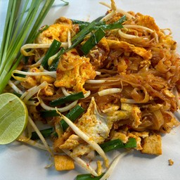 ผัดไทย ปากแตก