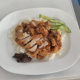 ข้าวมันไก่ทอด