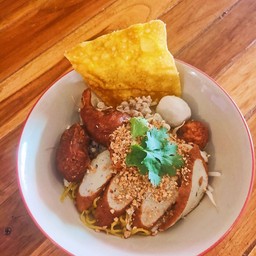 บะหมี่เเห้งหมู+กุ้งทอด