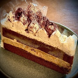 Mascapone coffee cake