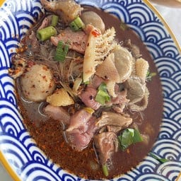 เกาเหลาเนื้อทุกอย่าง(พิเศษ)