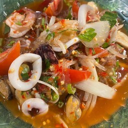 ยำวุ้นเส้นทะเล