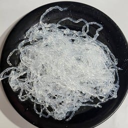 เส้าแก้ว