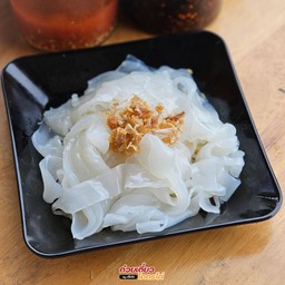 เส้นใหญ่ลวก