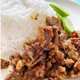 เนื้อกระเทียม