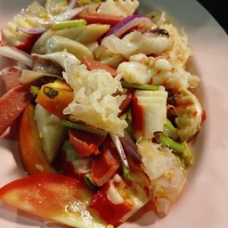 ยำลูกชิ้นรวม