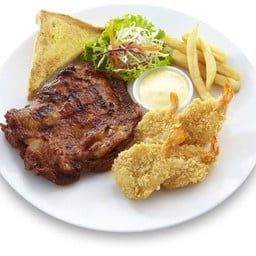 สเต็กไก่สไปซี่+กุ้งชุบเกล็ดขนมปังทอด
