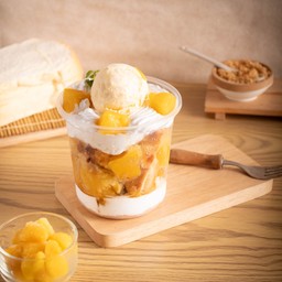 ปังโทสต์ใจบาง(มะม่วง+ไอศครีมกะทิ)