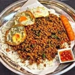 ผัดกะเพราในหอ