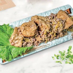 ต้นอ่อนทานตะวันผัดเต้าหู้หมูสับ