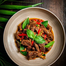 กะเพราเนื้อเปื่อย