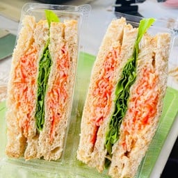 สามเหลี่ยม สลัดปูอัดไข่กุ้ง