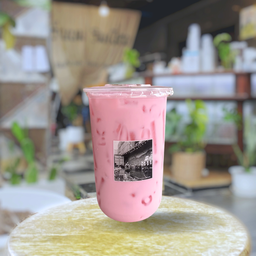 นมสดสตรอว์เบอร์รี่ เย็น