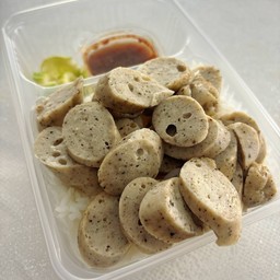 ข้าวหน้าหมูยอพริกไทยดำอบจิ้มแจ่ว