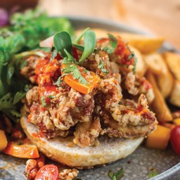 สเต็กไก่ทอดศรีราชา