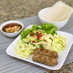แหนมเนือง 2 ไม้