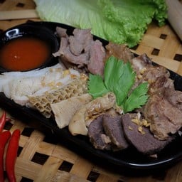 ลวกจิ้มเนื้อ