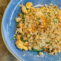 ข้าวผัดไข่ใส่ชะอม