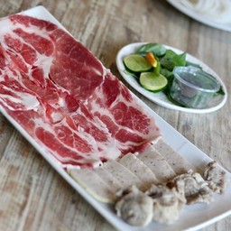 เพิ่มชุดรวมหมู [Pork Set (Additional)]