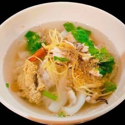 ข้าวต้มทะเลรวม