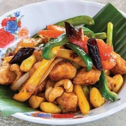 ไก่ผัดเม็ดมะม่วง