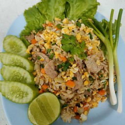 ข้าวผัดหมู