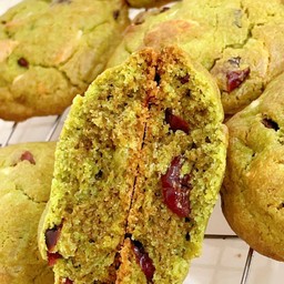 คุกกี้ชาเขียว แครนเบอร์รี่ ไวท์ช็อกโกแลต 抹茶蔓越莓白巧克力曲奇