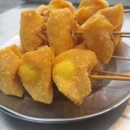 กินเล่นกับสองเด็ก