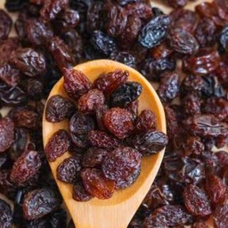 วาฟเฟิล ไส้ลูกเกด