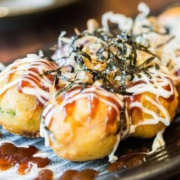 ชุดเล็ก - ทาโกะยากิ ไส้ปลาหมึก  6 ลูก