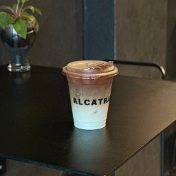 Alcatraz club & cafe