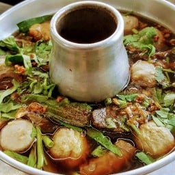 ตุ้ม เนื้อตุ๋น