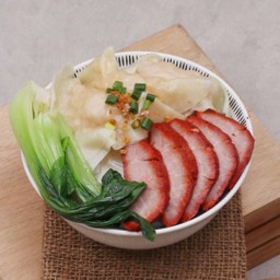 บะหมี่เกี๊ยวกุ้ง หมูแดง